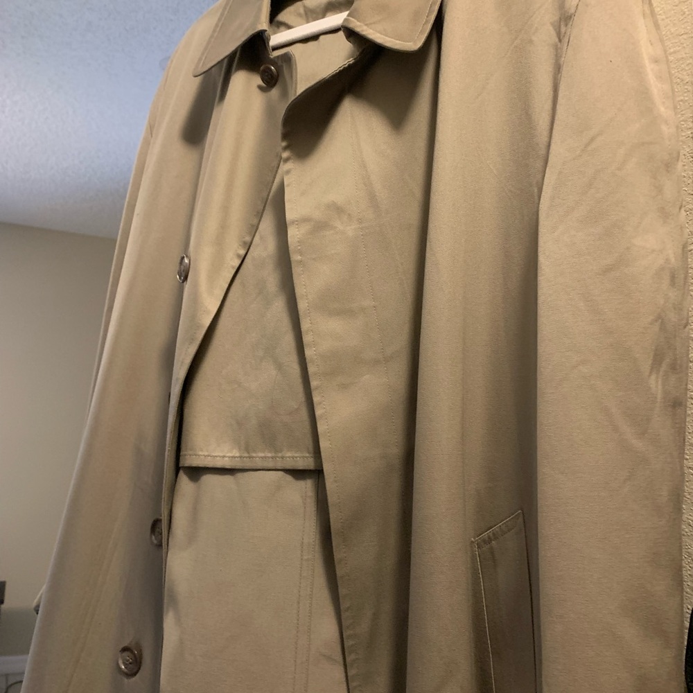 London Fog Men's Beige Trench Coat 50” long